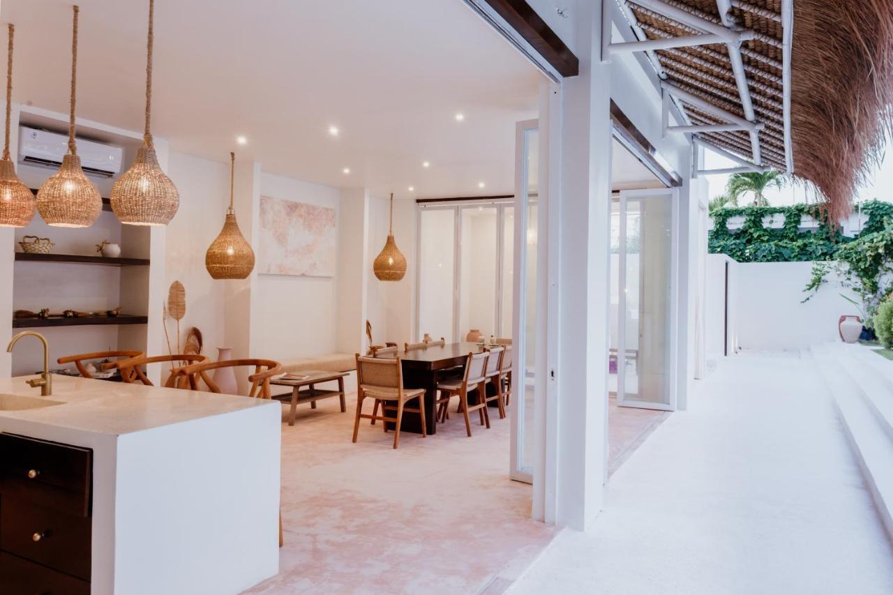 The Hut Hut Hotel Uluwatu Exterior foto